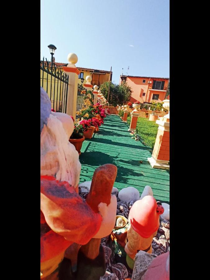 Corfu Sunflower Apartments Benitses  Buitenkant foto