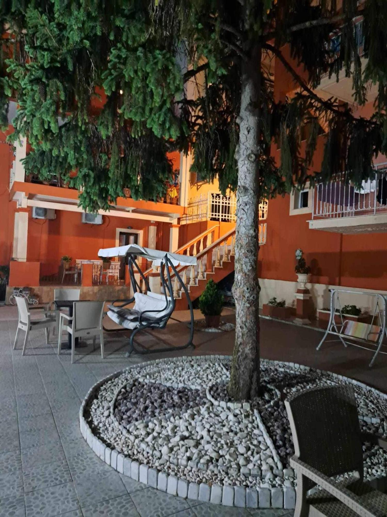 Corfu Sunflower Apartments Benitses  Buitenkant foto